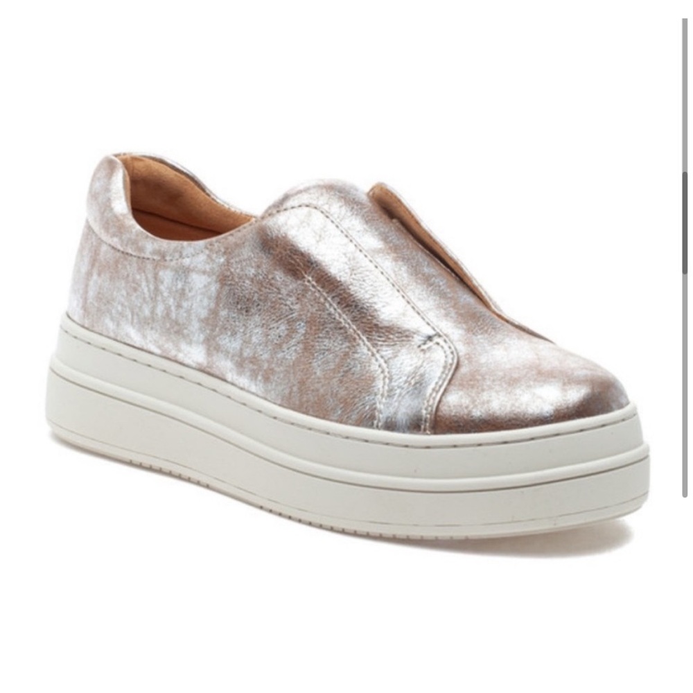 NWT J/SLIDES NOEL Taupe Metallic Leather Sneaker
